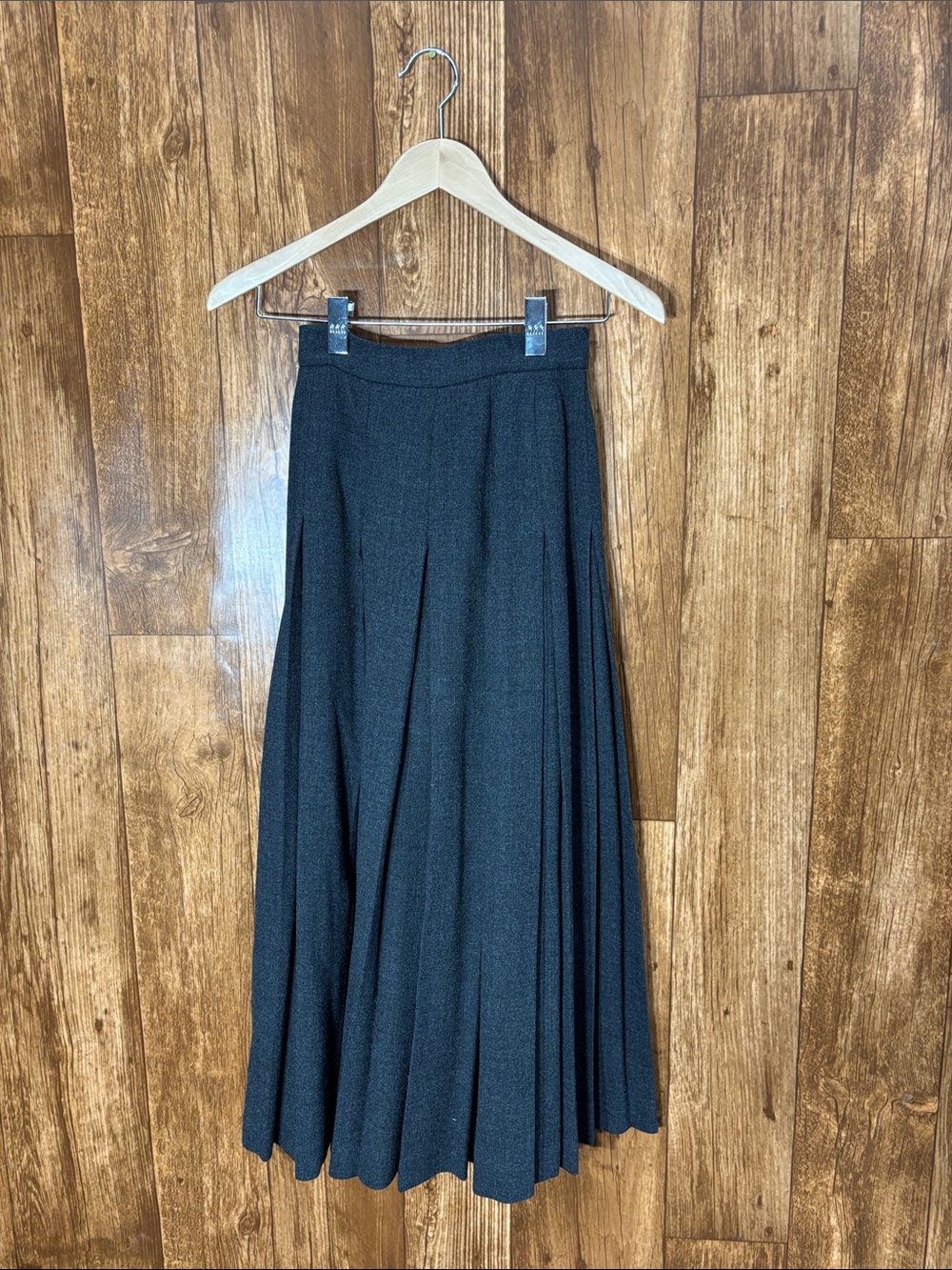 Anne Klein Black Pleated Maxi Skirt